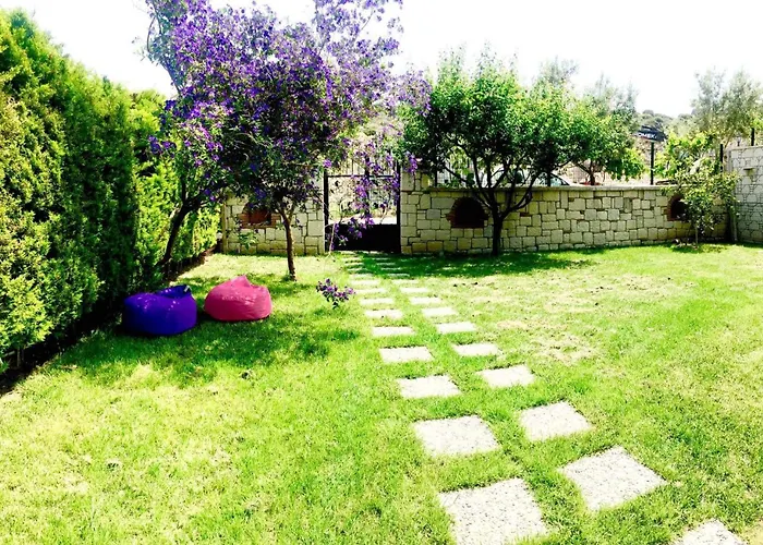 Alacati Havuzlu * Çeşme