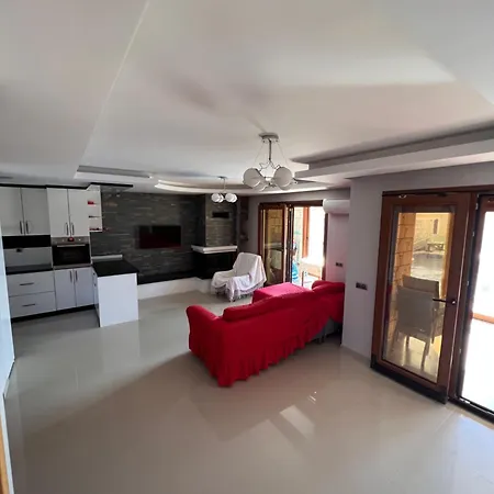 Alacati Havuzlu * Cesme