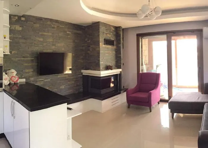 Alacati Havuzlu Βίλα *